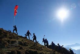 包含“团队守护：幕后英雄的执着坚守”的词条