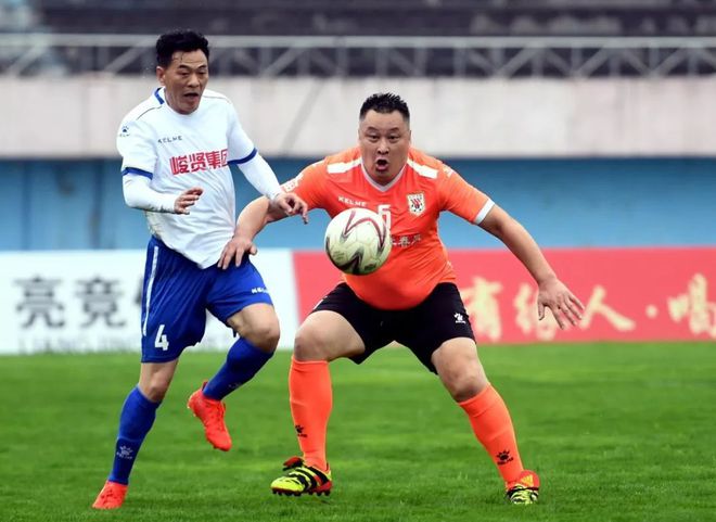 亮点球员：李明抢下本场最高的28分，彰显全能本色！的简单介绍