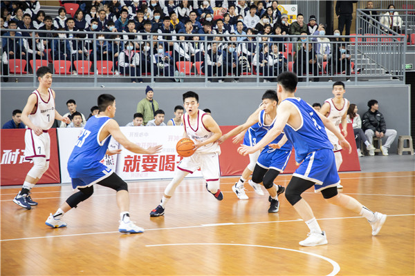 包含中国青少年篮球代表队在国际比赛中夺冠，再创佳绩的词条