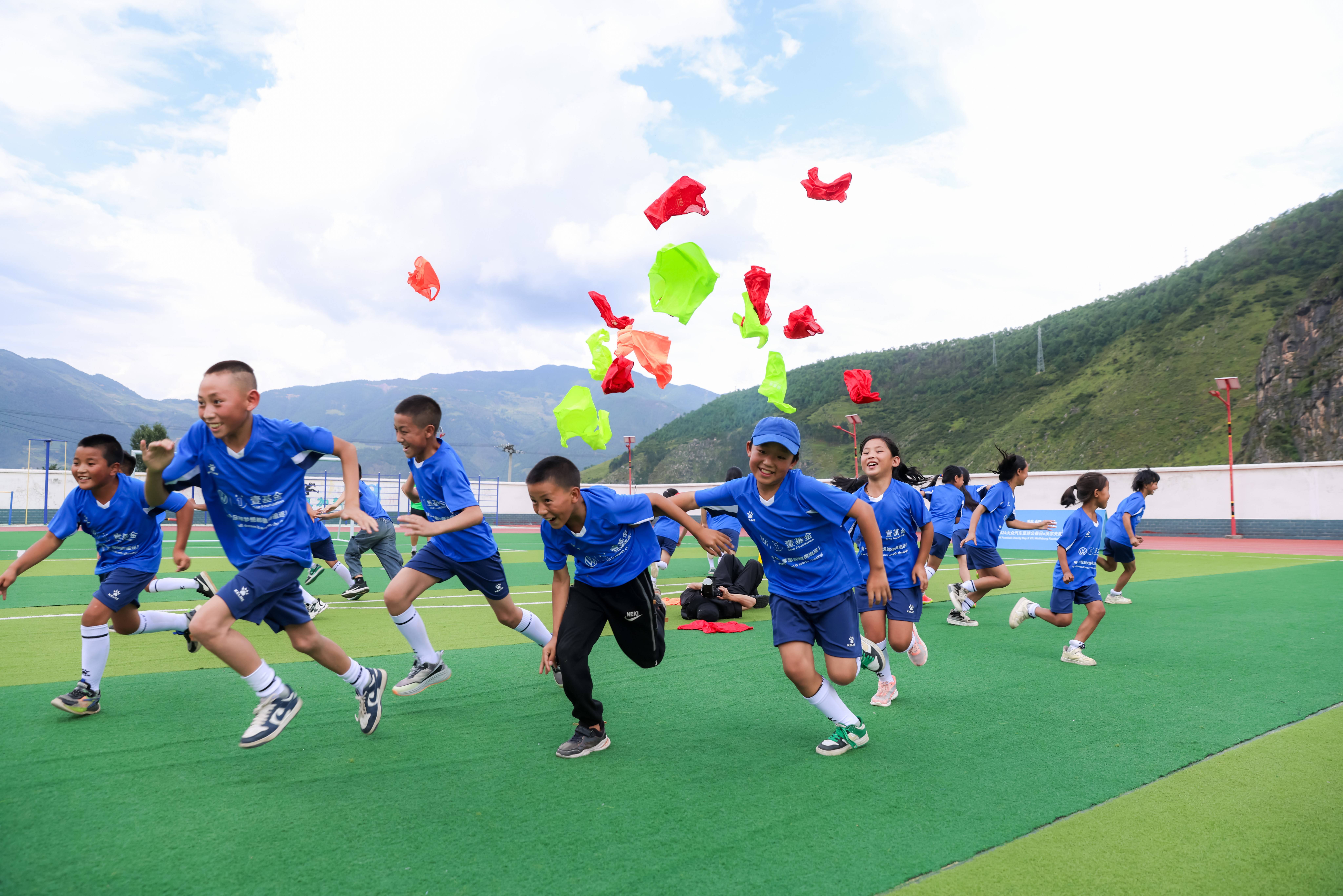关于青训体系引入“互联网+”元素，推动青少年个性化成长的信息