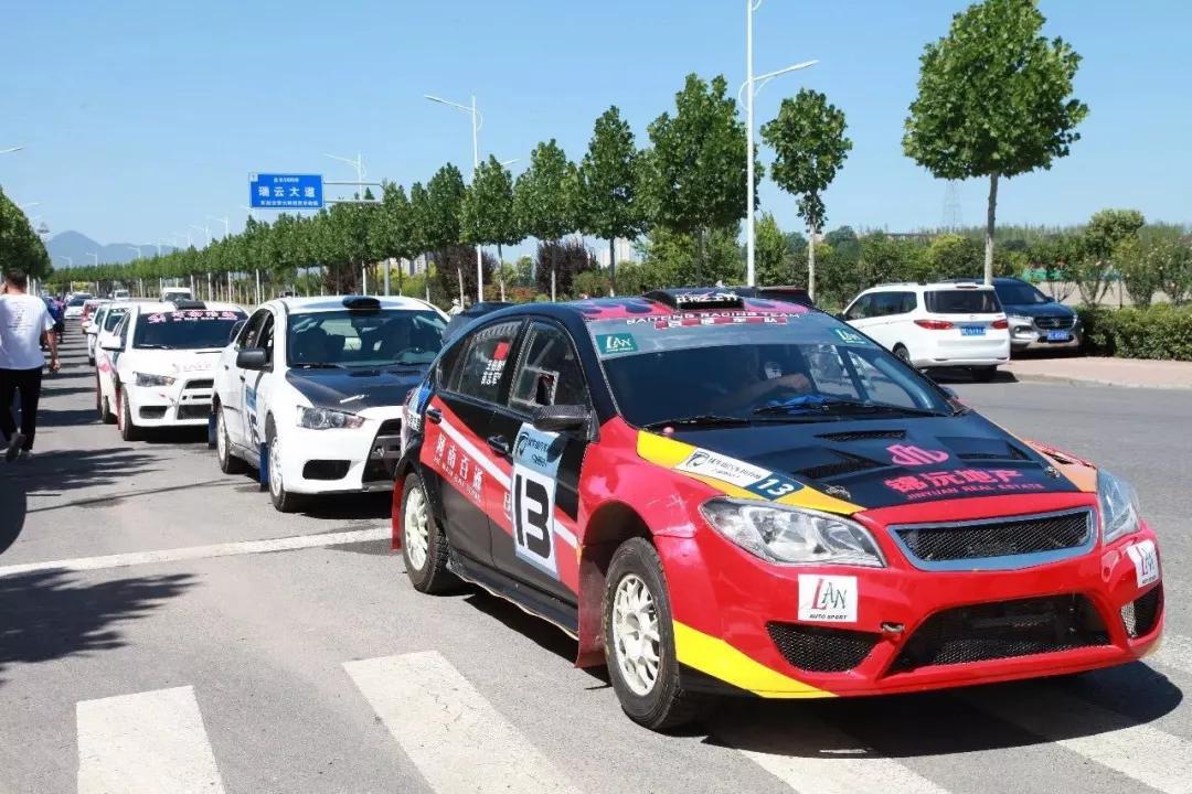 关于未来车手：青少年拉力训练营火热开幕的信息