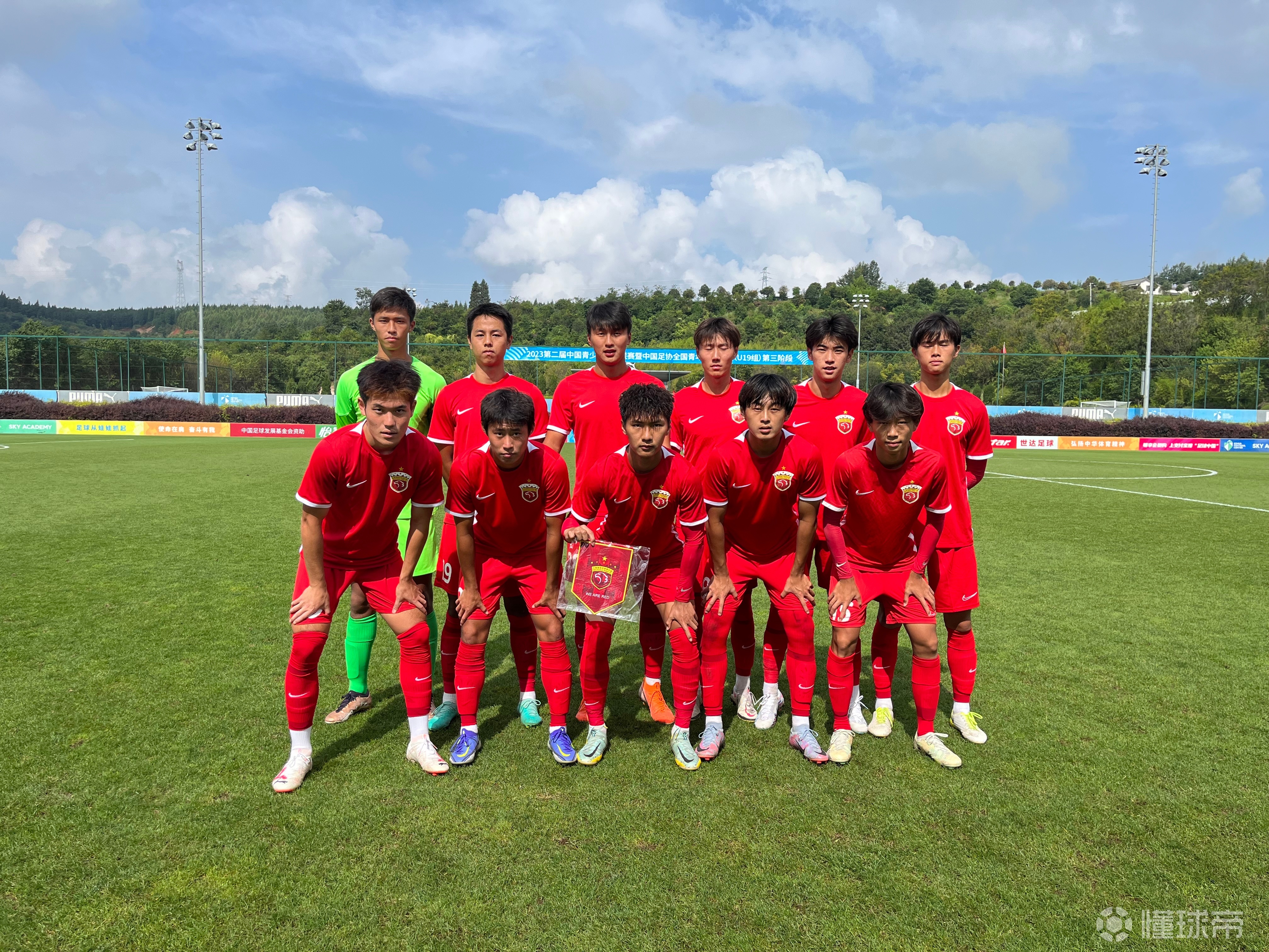 全国青少年足球冠军赛盛大开幕，激发少年梦想的简单介绍