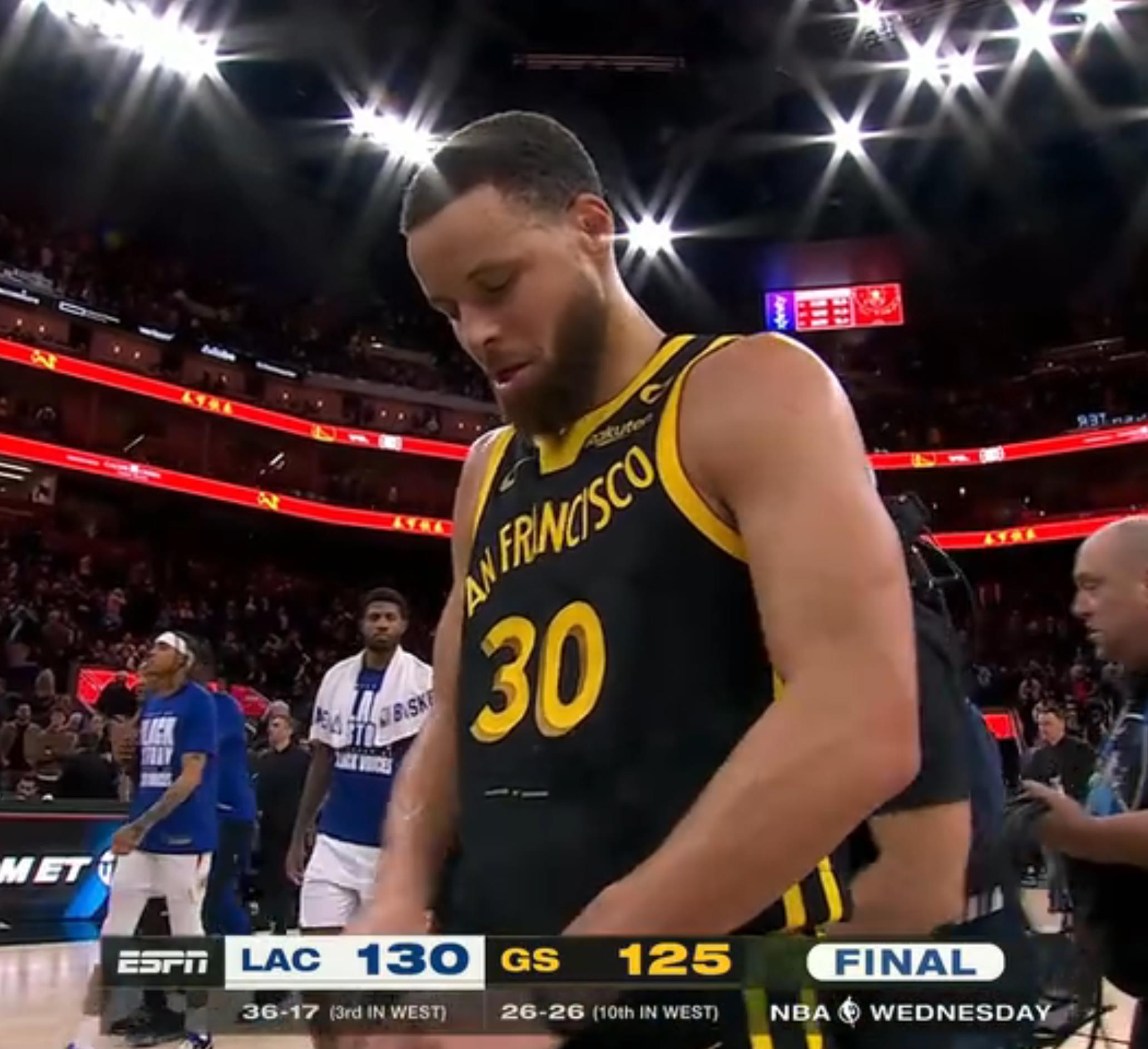 包含NBA历史：库里三分球命中率突破42%，极限投篮技术！的词条