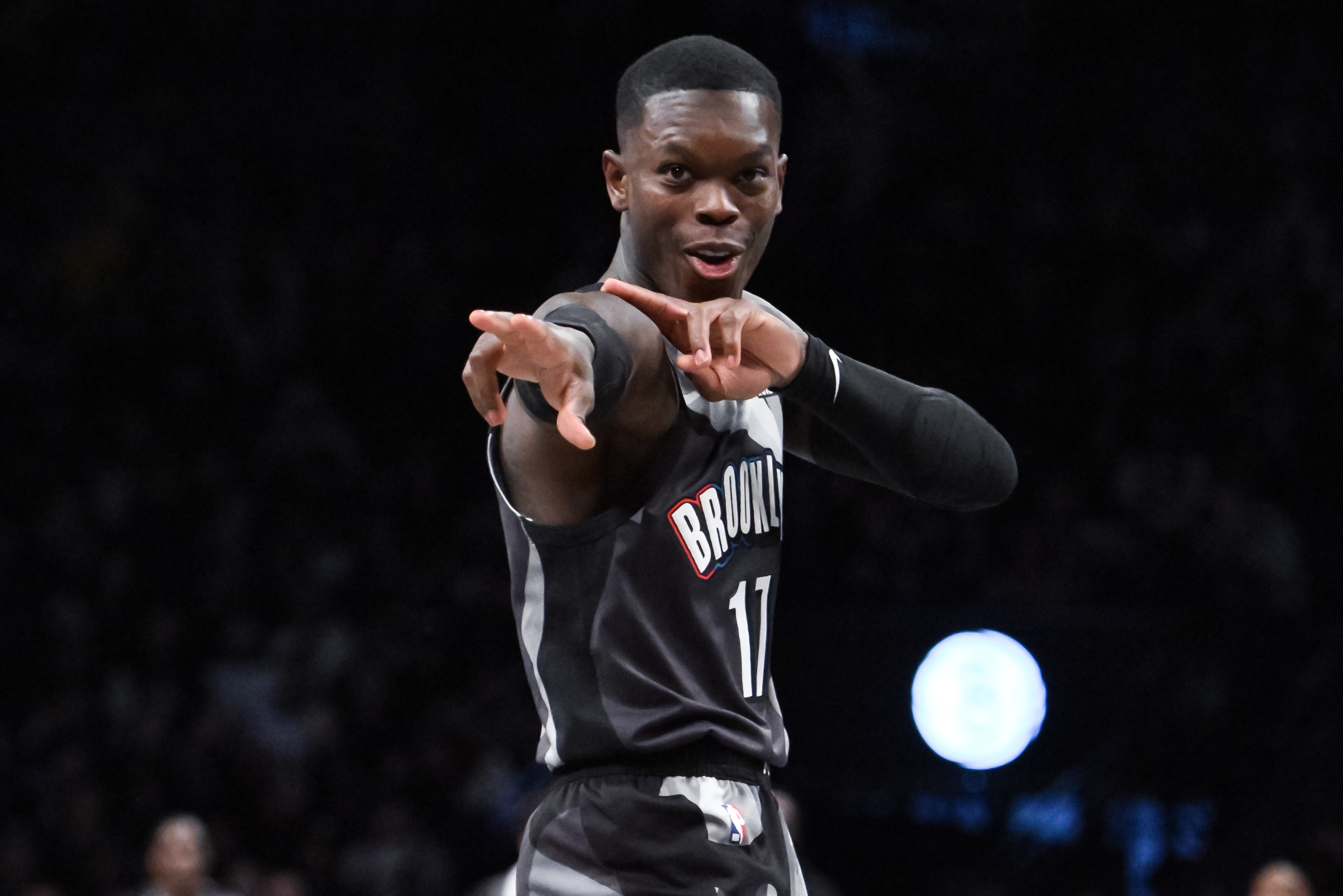 关于NBA纪录持续被打破，球员个人表现空前精彩的信息
