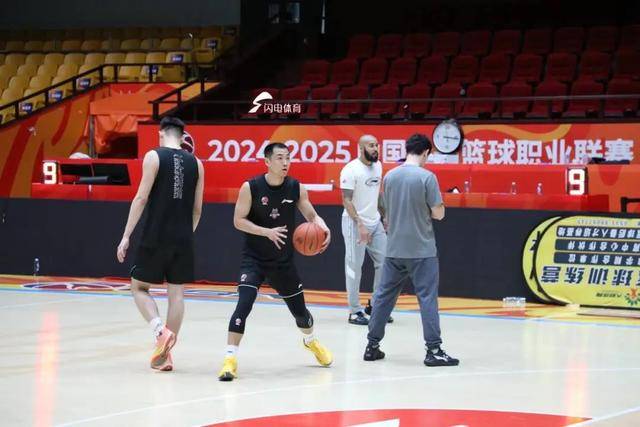 季后赛席位未定，各队最后冲刺战正式开启的简单介绍